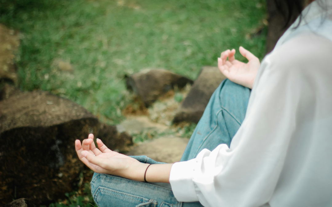 Spring Cleaning Your Mind: Letting Go of What’s Quietly Weighing You Down